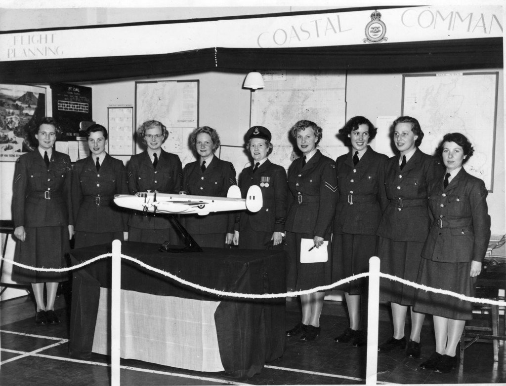 St Eval Airfield Saint Eval Archive